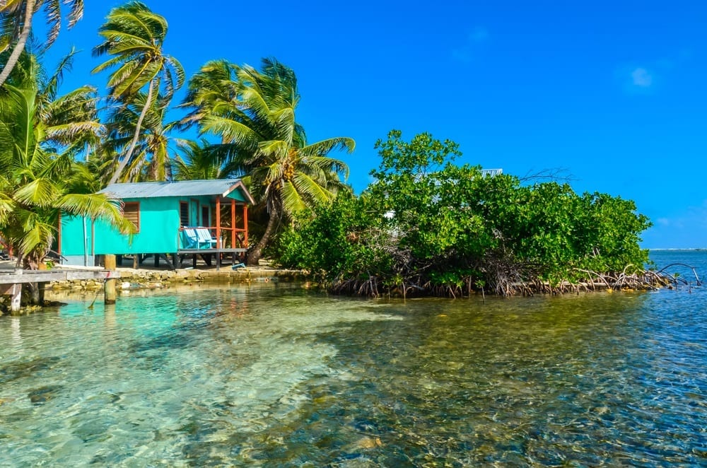 11 of the world's most overrated beaches and their alternatives