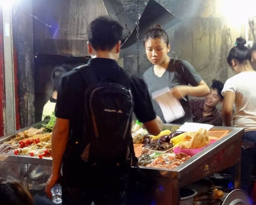 FOODIE TOUR VIETNAM
