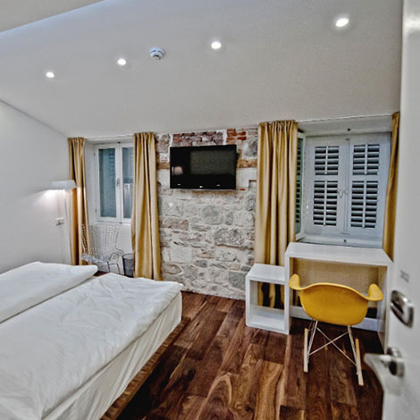 Hotel Jupiter, Split