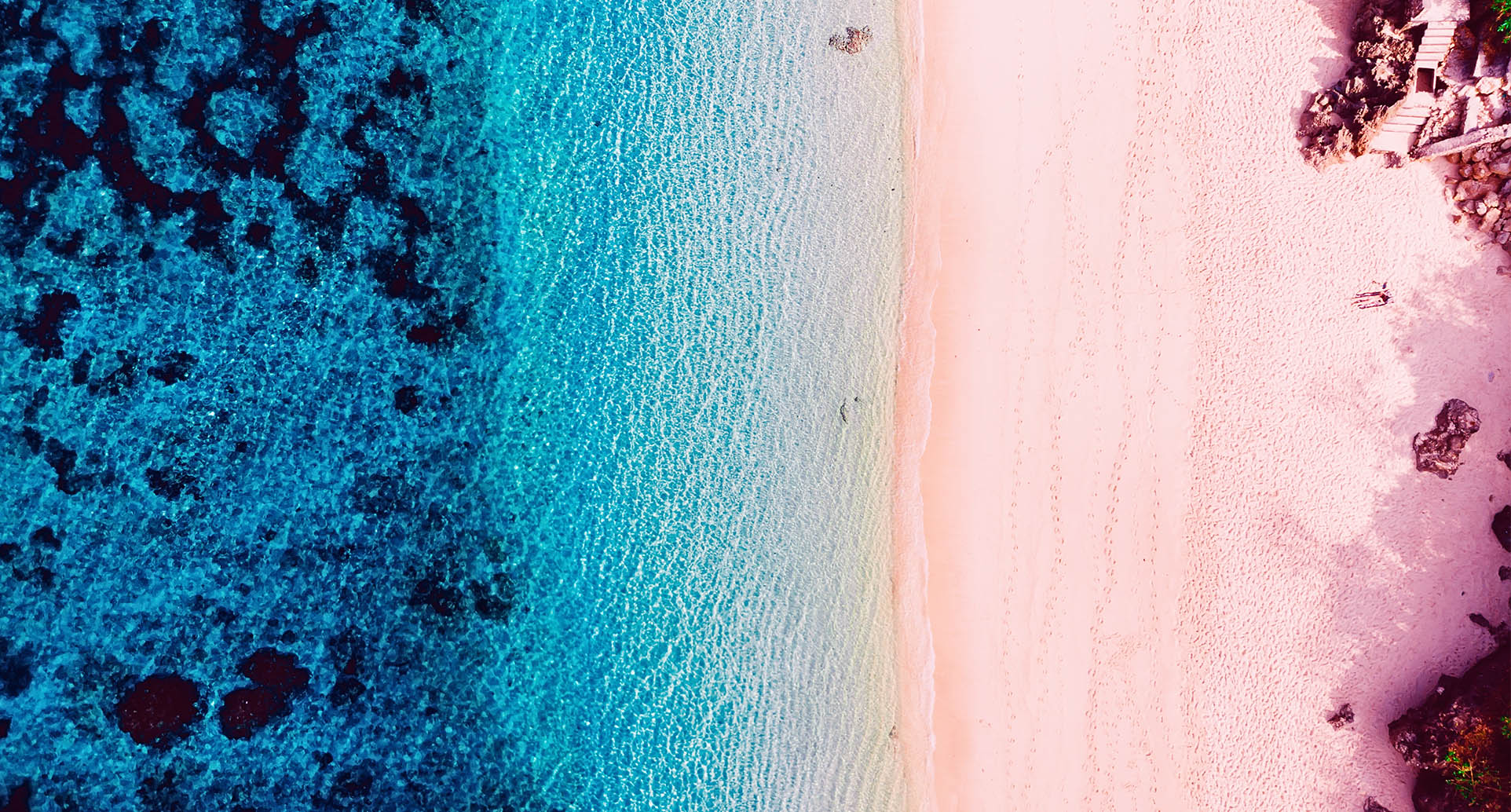 Pink sand beach, Flores Indonesia