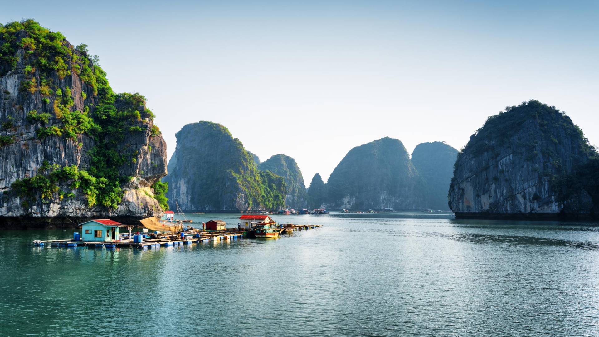 a photo of halong bay vietnam in september